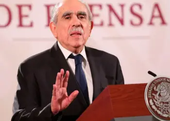 Pablo Gómez titular de la UIF, es hospitalizado