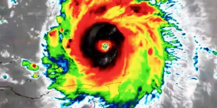 Huracán ‘Beryl’ impactará México dos veces; aquí tocará tierra