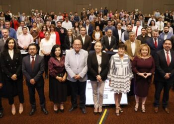 Funcionarios preparados y con sensibilidad social, representarán el gobierno de Armenta