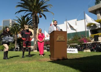 ASISTE ALCALDE ISMAEL BURGUEÑO A TORNEO DE GOLF CON CAUSA POR EL CÁNCER DE MAMA Y APOYO A LA EDUCACIÓN