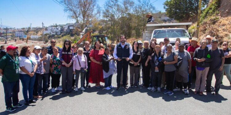 Supervisa Ismael Burgueño Ruiz programa ‘Tijuana: Ciudad Limpia’ en la colonia Guadalajara de la Delegación Centro